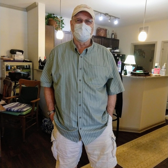 Profile Picture of Thomas Calhoun (@tom71346) on Poshmark