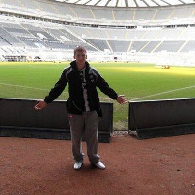 Profile Picture of Curtis Whitaker (@45Curtis) on Twitter