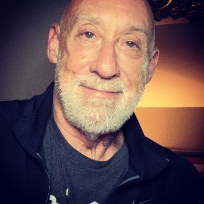 Profile Picture of Larry Oliver (@olivervoiceover) on Twitter
