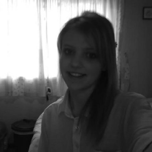 Profile Picture of Joanne Moorhouse (@xicclexjox) on Myspace