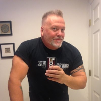 Profile Picture of Burt Campbell (@burtc67) on Twitter