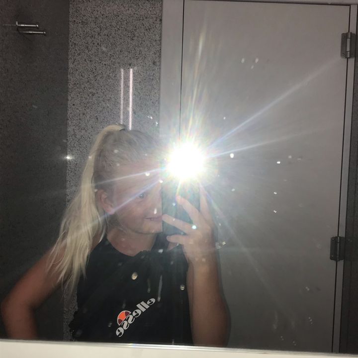 Profile Picture of M A U R E E N (@maureen_spam) on Tiktok