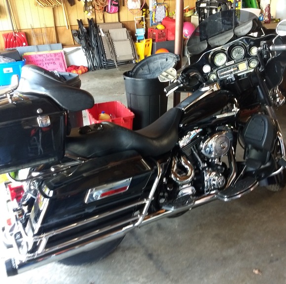 Profile Picture of Jeremy Matz (@jeremymatz) on Poshmark