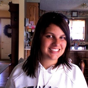 Profile Picture of Joni Paulsen (@jonieloveschachi08) on Myspace