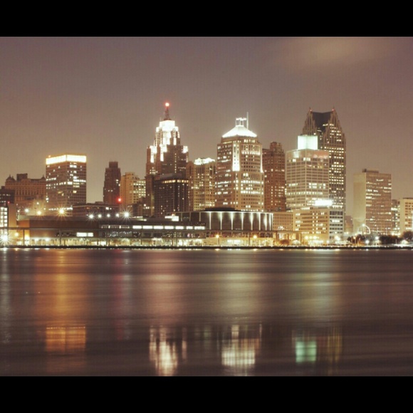 Profile Picture of Marcus Askew (@marcus_james) on Poshmark