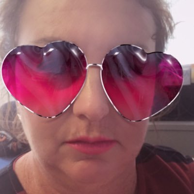 Profile Picture of Kim Bernstein (@BernsteinKim) on Twitter