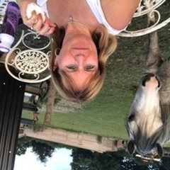 Profile Picture of Lorna Farthing (@FarthingLorna) on Twitter