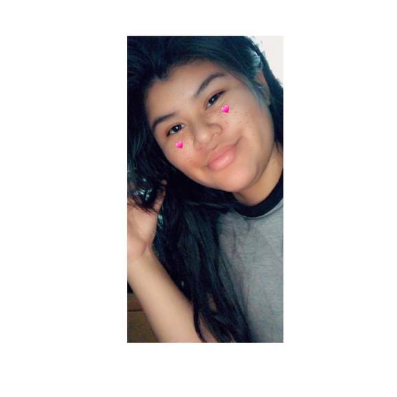 Profile Picture of Ruby Pena (@_rubyyyy_) on Poshmark