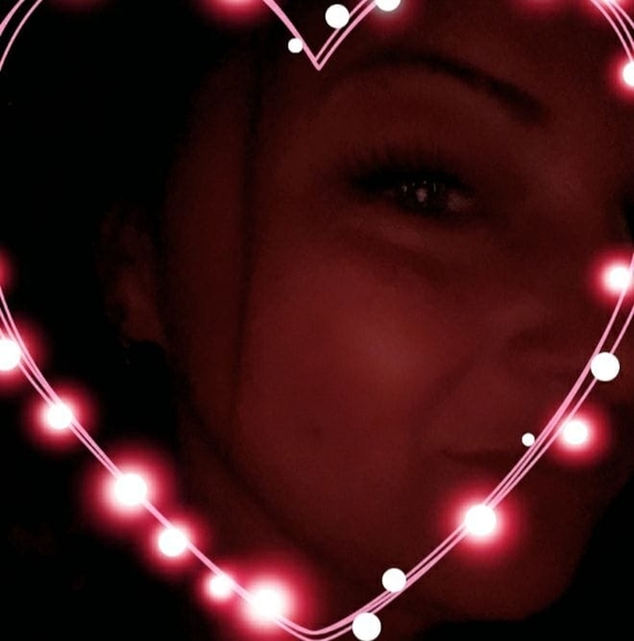 Profile Picture of Natasha Pendleton (@tokenlilpixxie) on Poshmark