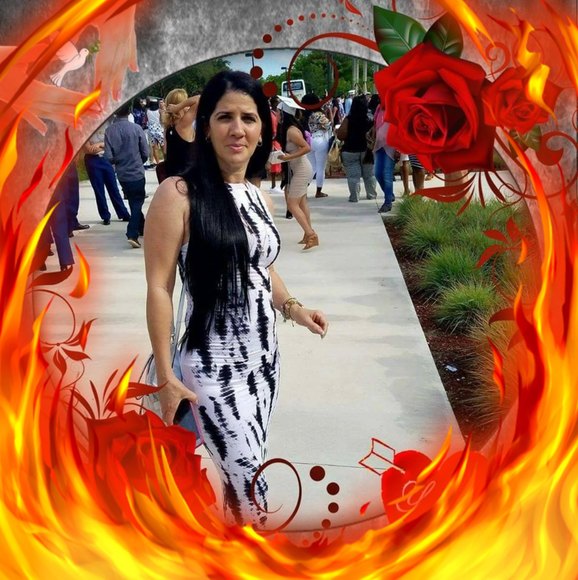 Profile Picture of Mariolys Carpio (@mariolye2013) on Poshmark