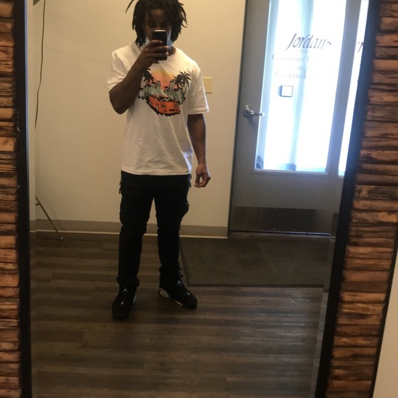 Profile Picture of Devante Cooper (@devante02cooper) on Poshmark