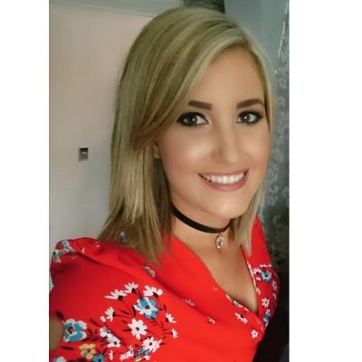 Profile Picture of Lisa (@lisa_chilvers) on Twitter