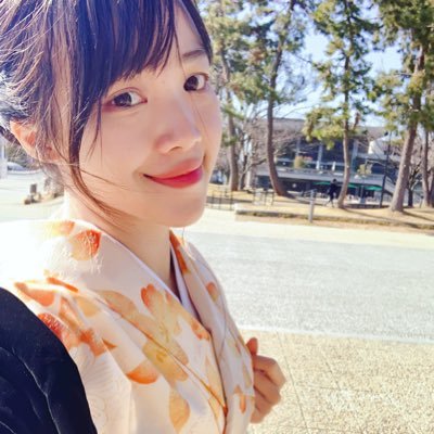 Profile Picture of Pauline Tsai (@PreppyPauline) on Twitter