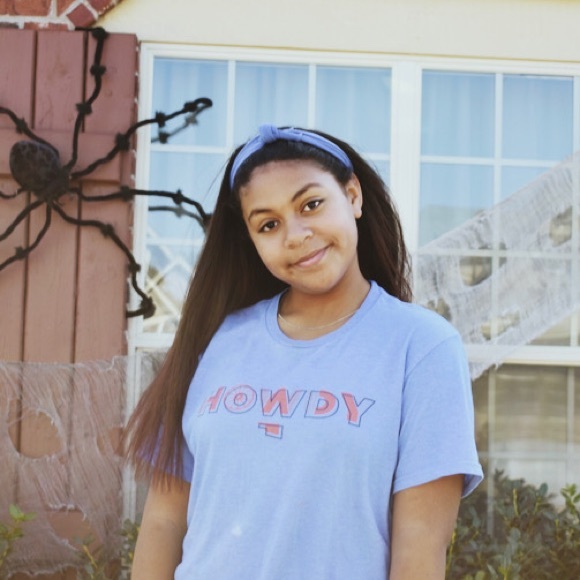 Profile Picture of Jayla Raglin (@jayla_belle) on Poshmark