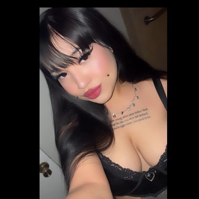 Profile Picture of Autumn Quinn (@@sadgirlaut) on Tiktok