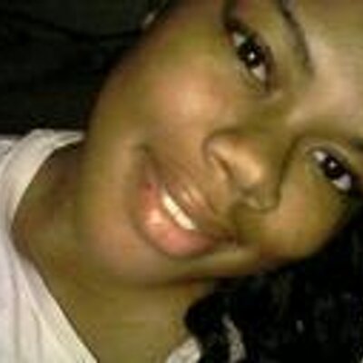 Profile Picture of Monique Bean (@@purrfecangel09) on Twitter