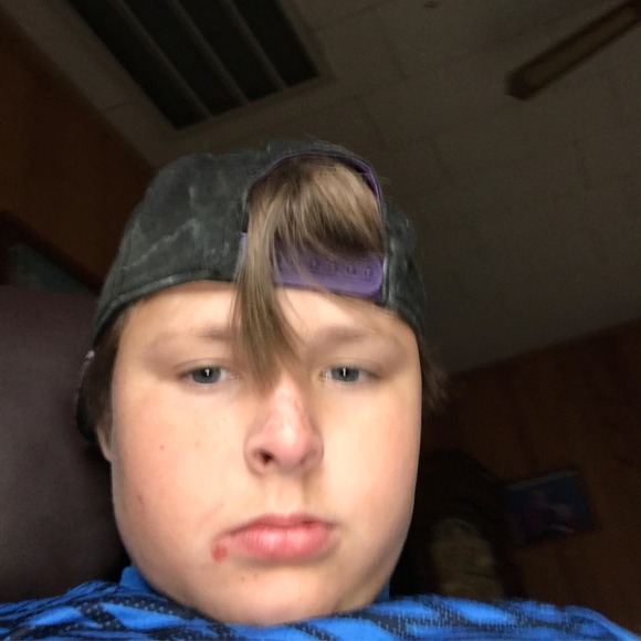 Profile Picture of Dakota Dakota (@dakota646) on Poshmark