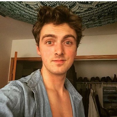 Profile Picture of Sean William Kelly (@seanwjelly) on Twitter