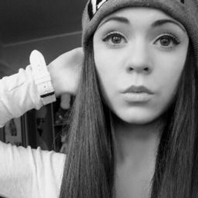 Profile Picture of Lily Albert (@LilyAlbert) on Twitter