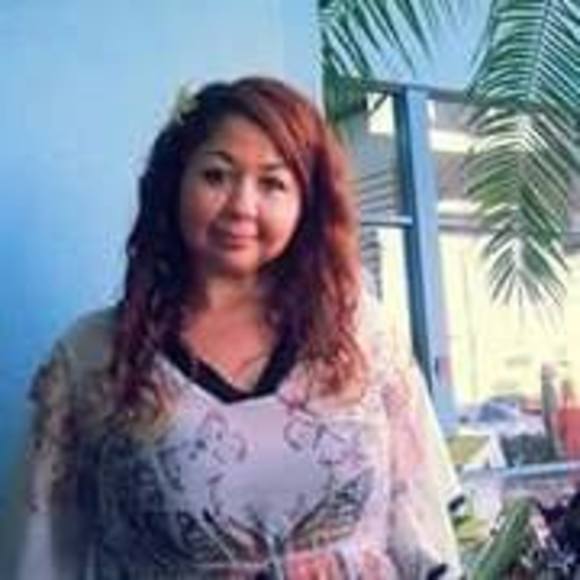 Profile Picture of Donna Wendell (@diamonddonna75) on Poshmark