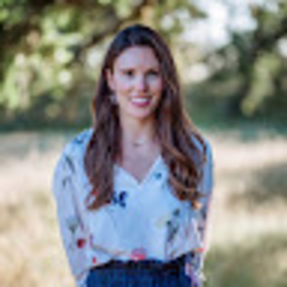 Profile Picture of Haley Kabus (@haley_kabus) on Poshmark