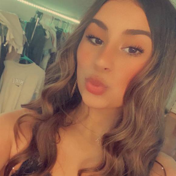 Profile Picture of Ava Krotec (@avakrotec) on Poshmark