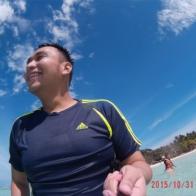 Profile Picture of Kenneth Enriquez (@rockOnKenneth01) on Twitter