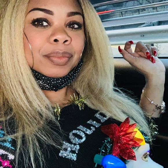 Profile Picture of Jasmin Cummings-smitka (@jasmincummin623) on Poshmark