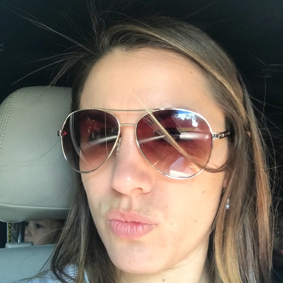 Profile Picture of Deanna Swanier (@deannaswanier) on Poshmark