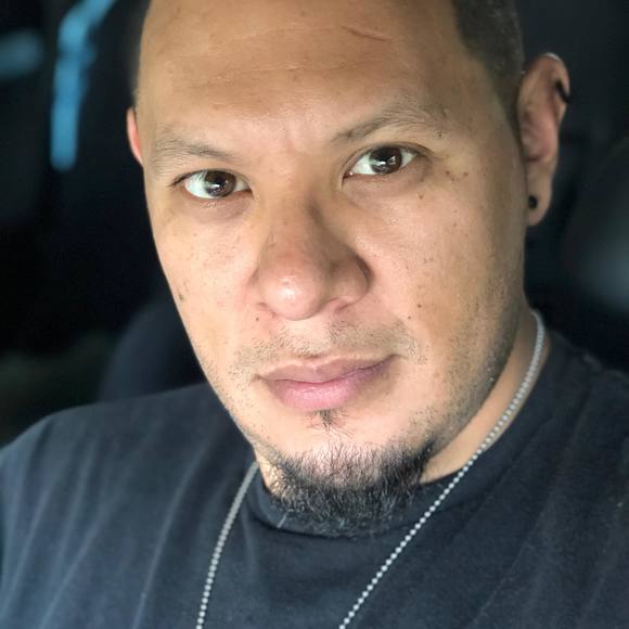 Profile Picture of George Chavez (@georgechavez29) on Poshmark