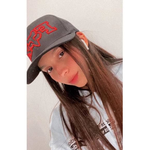 Profile Picture of Luisa Restrepo (@kmpanita3140) on Poshmark