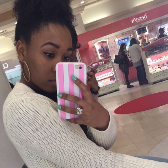 Profile Picture of Amber Timmons (@ttamberll) on Poshmark
