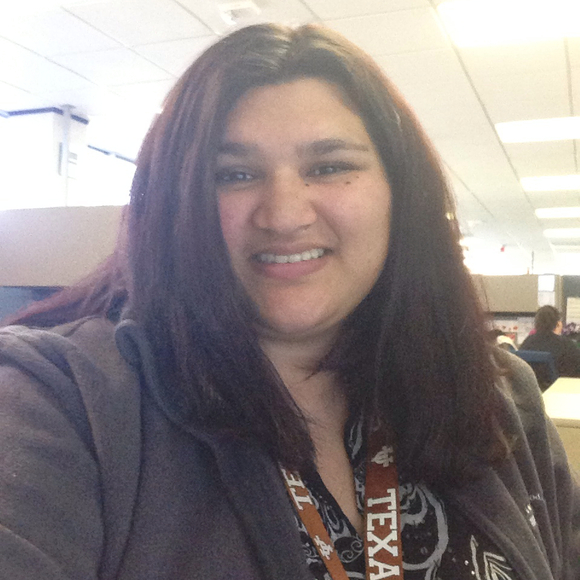 Profile Picture of Ami Phillips (@aphillips84) on Poshmark