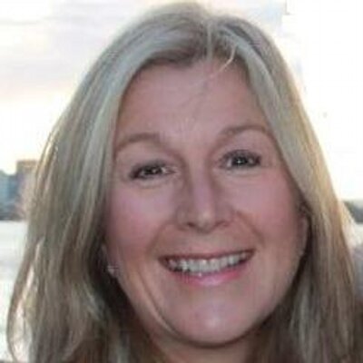 Profile Picture of Karen Barr (@7stepstolove) on Twitter