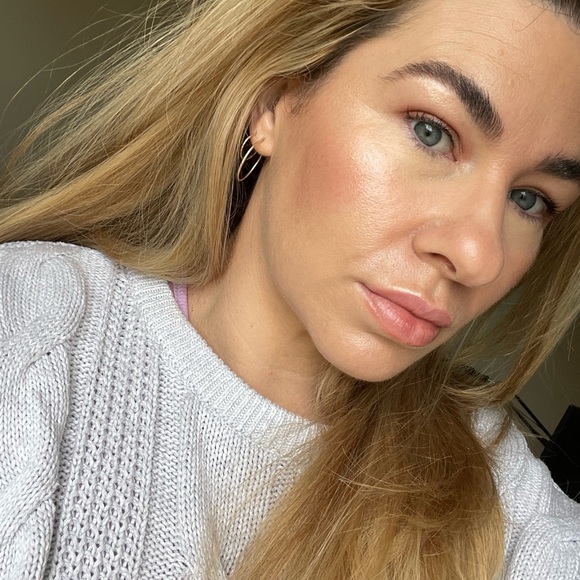 Profile Picture of Shannon Mccracken (@shannon_620) on Poshmark