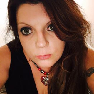 Profile Picture of Chelle Dawn StJohn (@chelle.askme) on Facebook