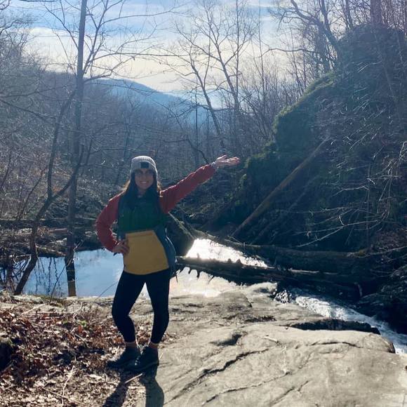 Erin Nafziger - Poshmark Profile Picture of Erin Nafziger (@erinnafziger) on Poshmark