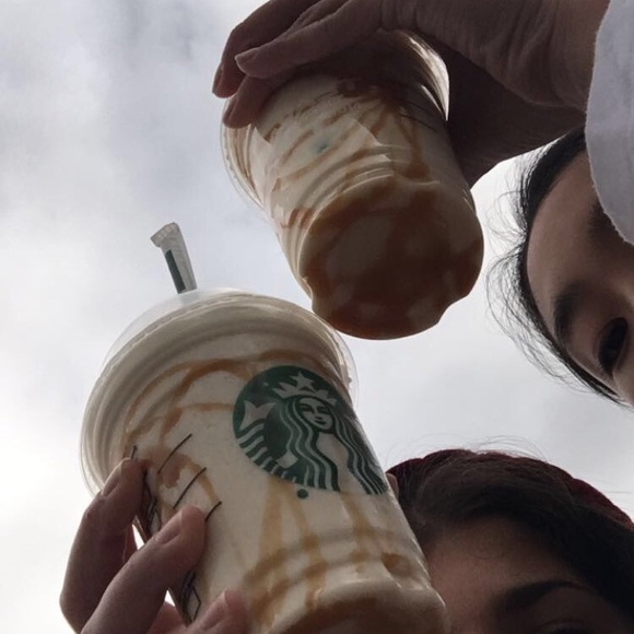 Profile Picture of Kristina Kitsos (@kristinakitsos) on Poshmark