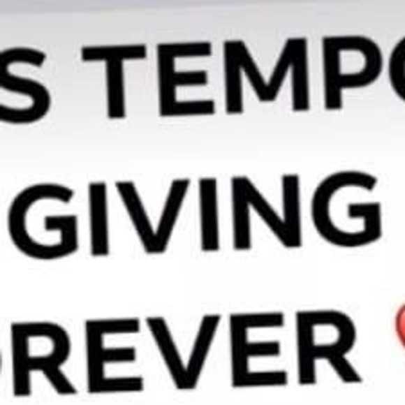 Profile Picture of Muna Yusuf (@munayusuf325) on Poshmark