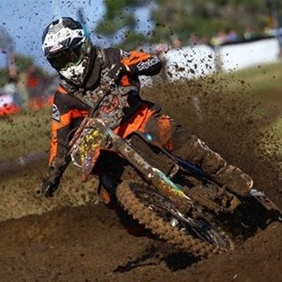 Profile Picture of Bruce Andrews 🇦🇺 (@bmbmoto45) on Twitter