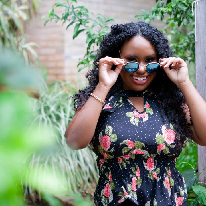 Profile Picture of Anne Firmino (@annebeatrizvi) on Tiktok