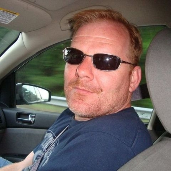 Profile Picture of Robert Rhea (@robertrhea822) on Poshmark