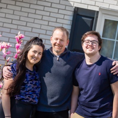 Profile Picture of Jonny Thompson (@jonnythomp) on Twitter