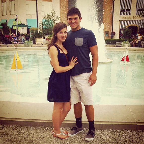 Profile Picture of Jared Robinson (@16jrobinson) on Poshmark