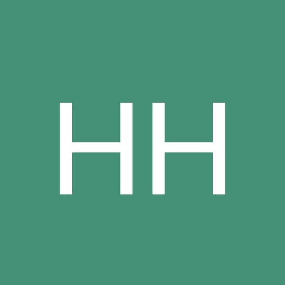 Profile Picture of Hunter Hunter (@hunterhunter391) on Poshmark