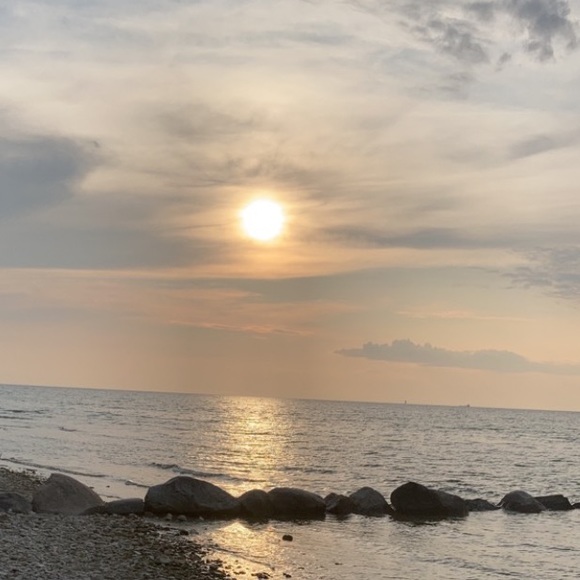 Ashlyn Lamberson - Poshmark Profile Picture of Ashlyn Lamberson (@ashlynlamberson) on Poshmark