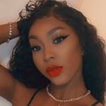 Profile Picture of L E Y ! (@ellaley_) on Instagram