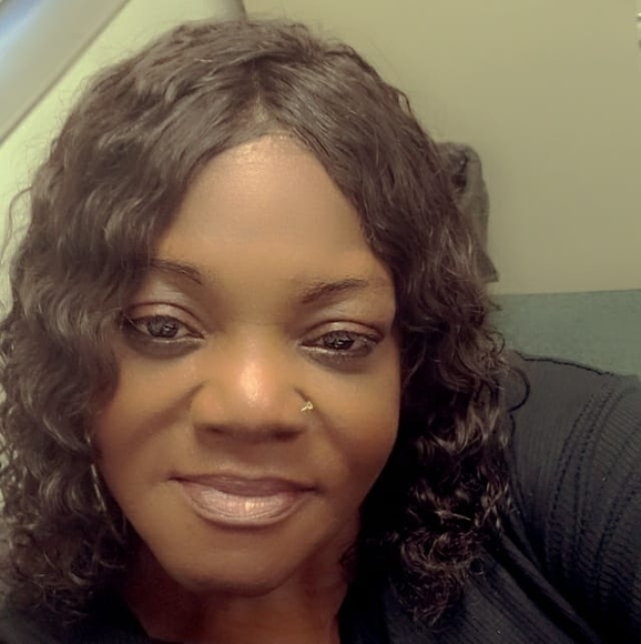 Profile Picture of Deanna Rountree (@deannr) on Poshmark