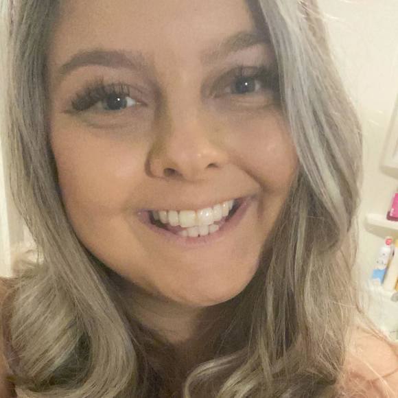 Profile Picture of Mckayla Hersom (@mckaylamarie20) on Poshmark