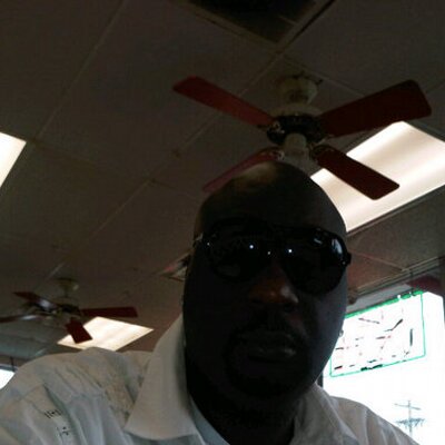 Profile Picture of Tony Starks (@RobbyRoss00) on Twitter